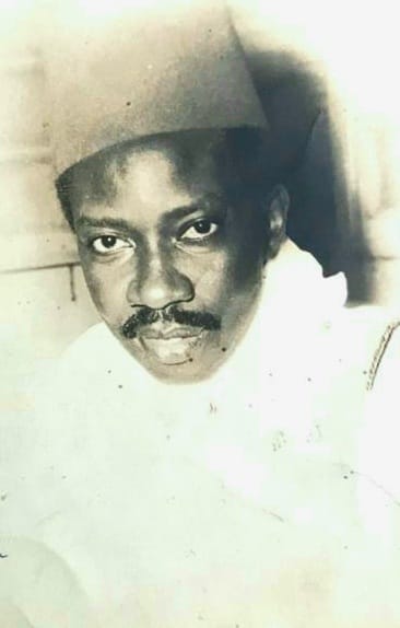 Serigne Cheikh Ahmed Tidiane Sy Al Maktoum, photo d’archive sépia